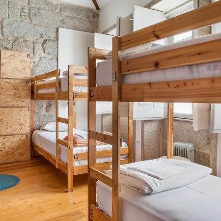 Happy & Hostel Porto