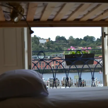 Hostel Happy & Porto